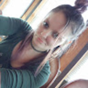 Meet your Posher, Kendra